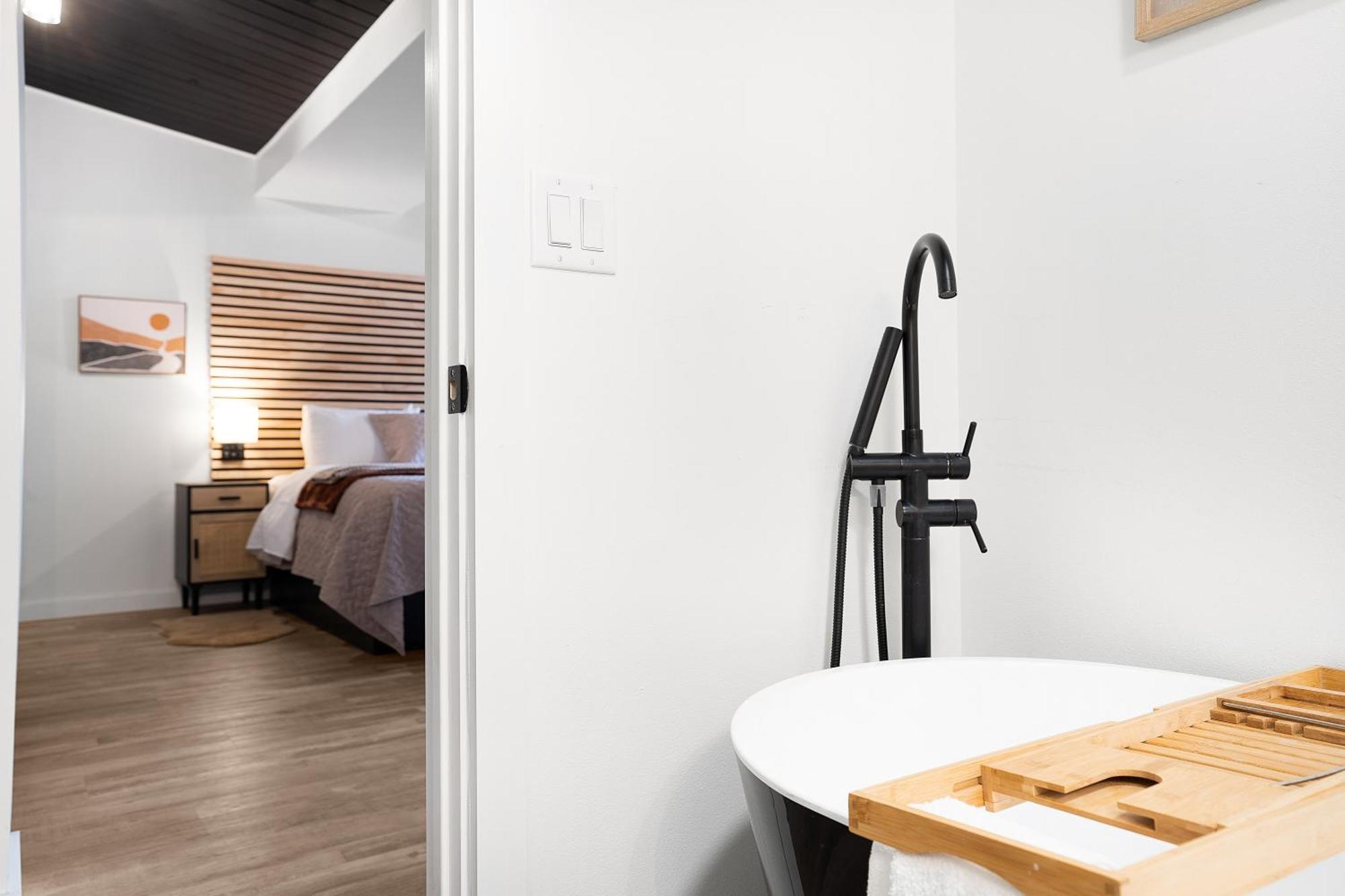 South Bay Inn Westport Εξωτερικό φωτογραφία