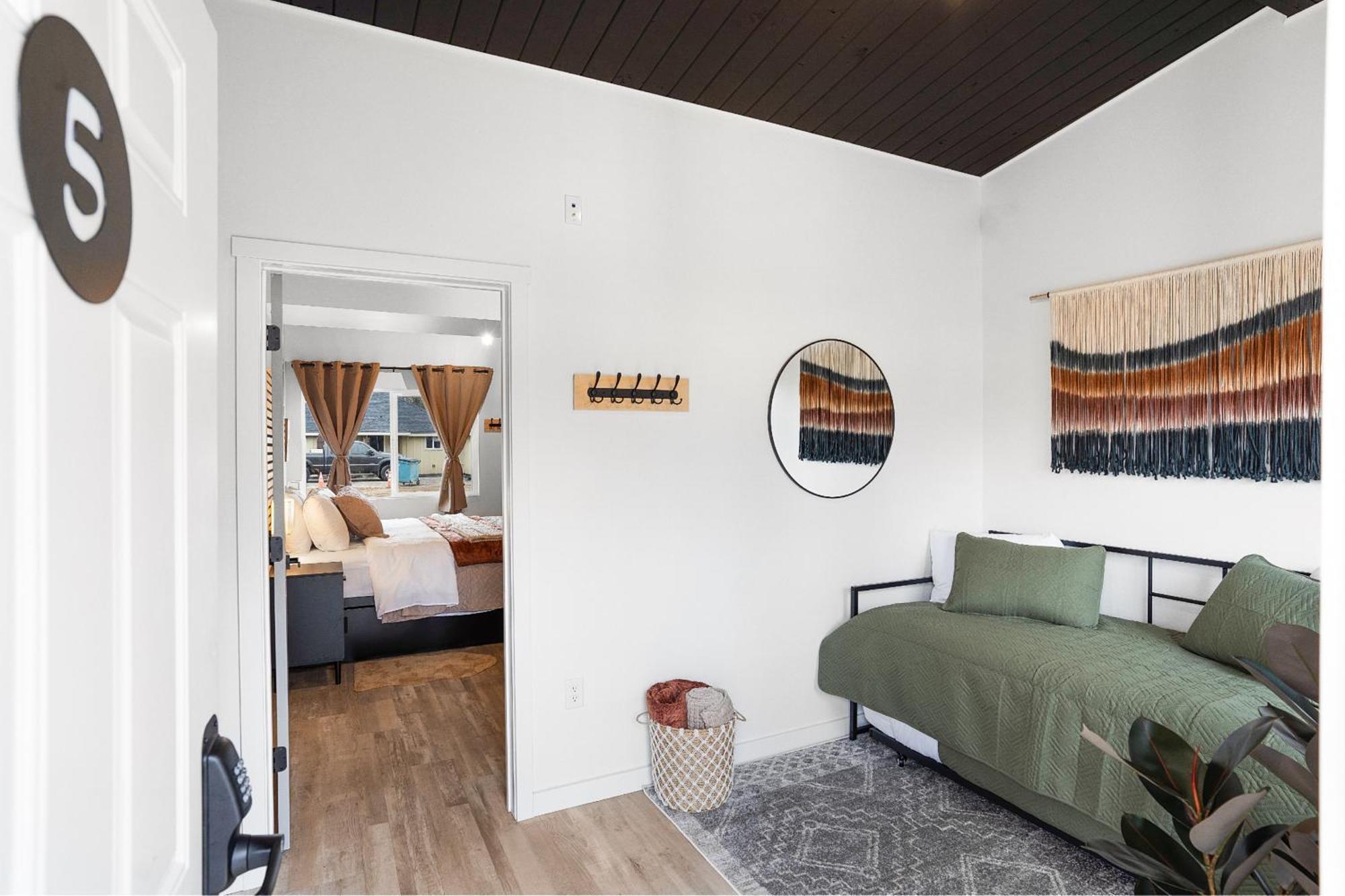 South Bay Inn Westport Εξωτερικό φωτογραφία