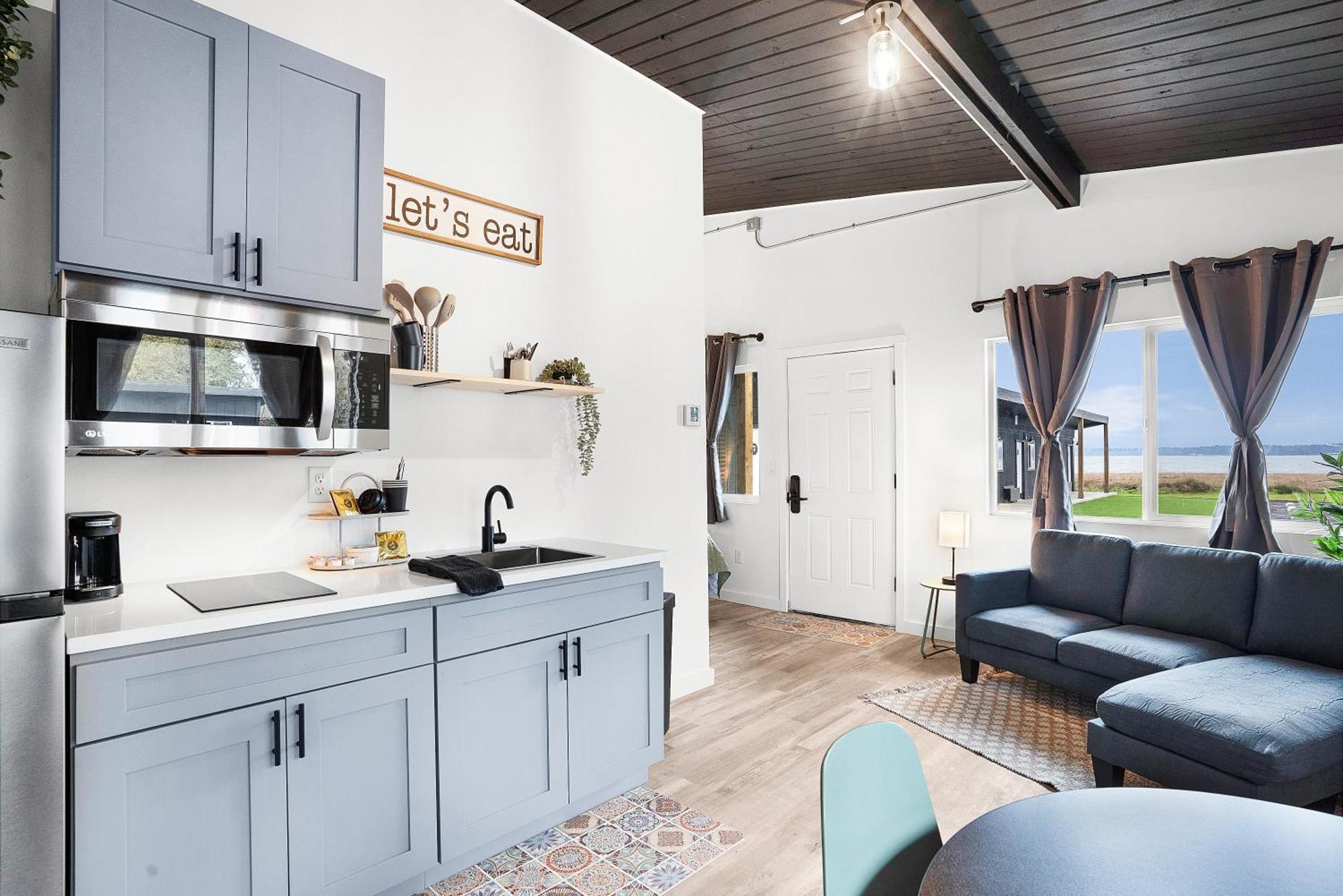 South Bay Inn Westport Εξωτερικό φωτογραφία